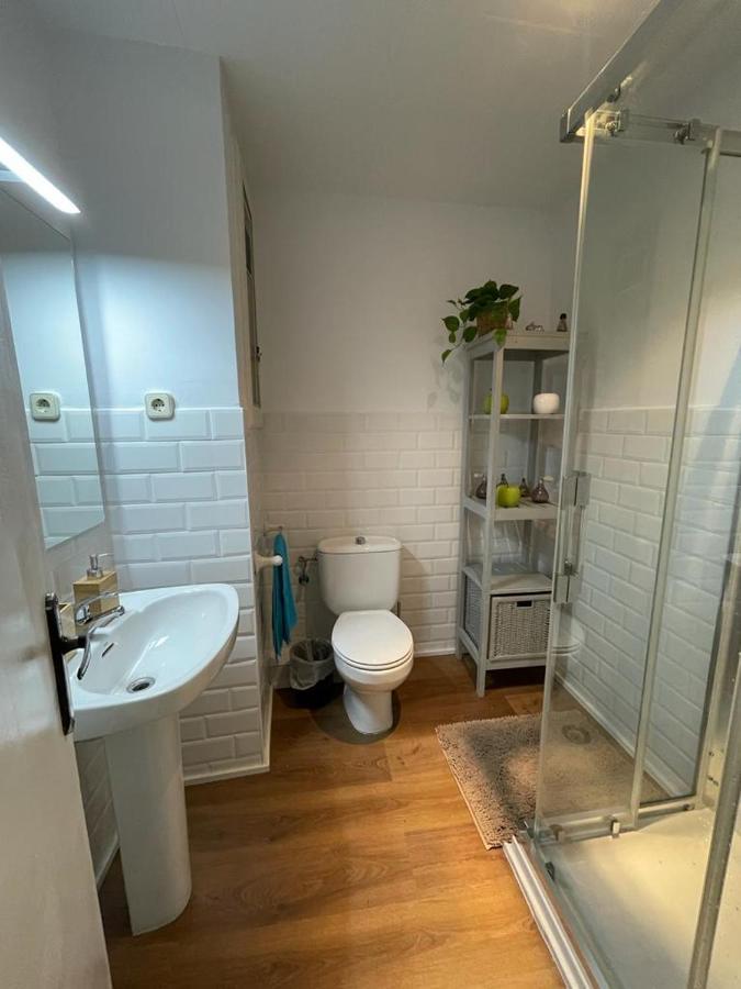 Urgel Habitaciones Barcelona Exterior photo